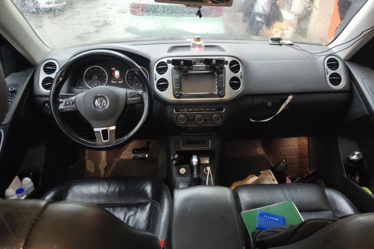 Used Volkswagen Tiguan 2015 1.8TSI Automatic Two-Wheel Drive Luxury Model Center Console