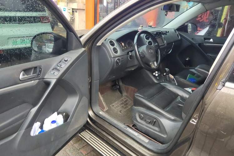 Used Volkswagen Tiguan 2015 1.8TSI Automatic Two-Wheel Drive Luxury Model Driver Seat