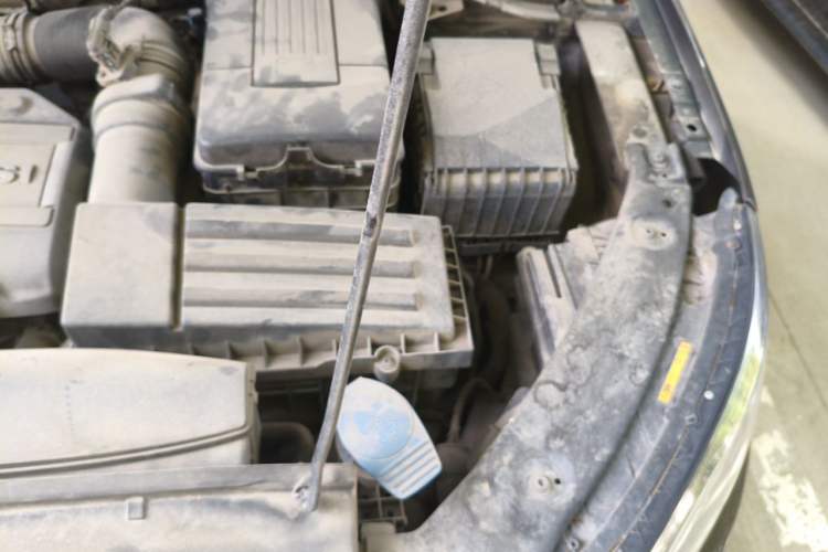 Used Volkswagen Tiguan 2015 1.8TSI Automatic Two-Wheel Drive Comfort Edition Engine Bay Left