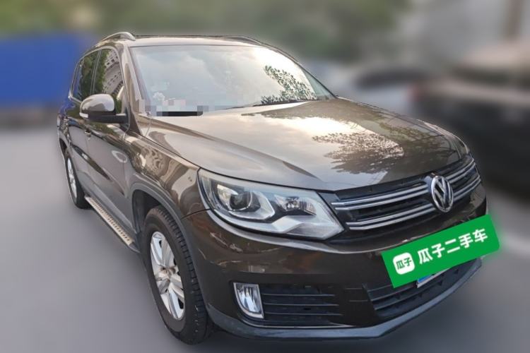 Used Volkswagen Tiguan 2015 1.8TSI Automatic Two-Wheel Drive Trend Edition Front Right 45 Deg