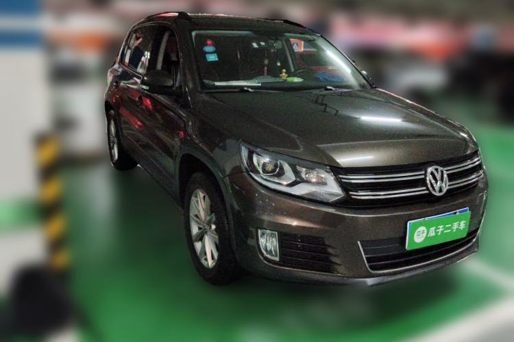 Used Volkswagen Tiguan 2015 1.8TSI Automatic Two-Wheel Drive Comfort Edition Front Right 45 Deg