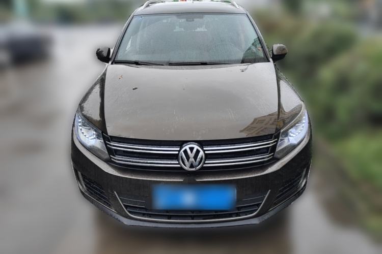 Used Volkswagen Tiguan 2015 2.0 TSI Automatic All-Wheel Drive Luxury Edition Front