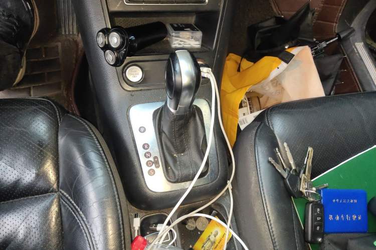 Used Volkswagen Tiguan 2015 1.8TSI Automatic Two-Wheel Drive Luxury Model Gear Lever