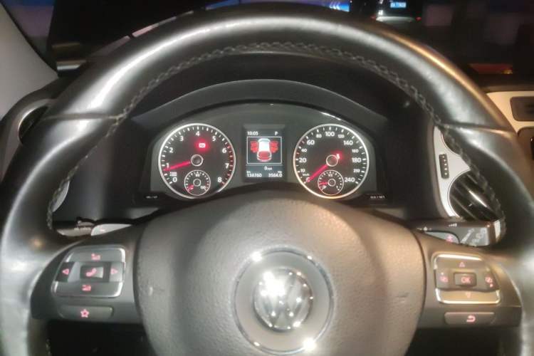 Used Volkswagen Tiguan 2015 1.8TSI Automatic Two-Wheel Drive Luxury Model Instrument Cluster