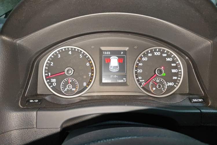 Used Volkswagen Tiguan 2015 1.8TSI Automatic Two-Wheel Drive Luxury Model Instrument Cluster