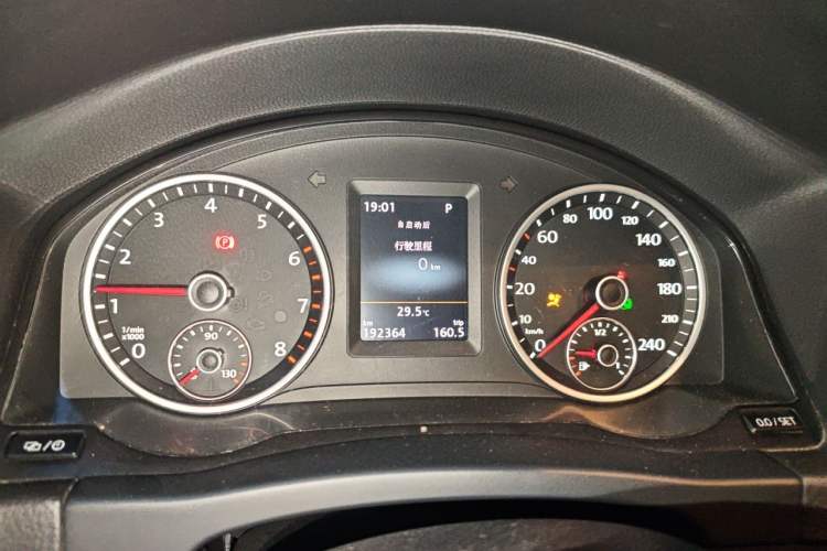 Used Volkswagen Tiguan 2015 1.8TSI Automatic Two-Wheel Drive Luxury Model Instrument Cluster