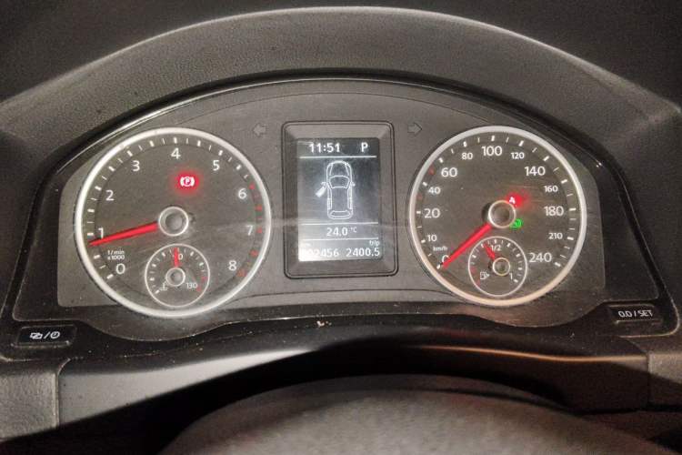 Used Volkswagen Tiguan 2015 1.8TSI Automatic Two-Wheel Drive Comfort Edition Instrument Cluster