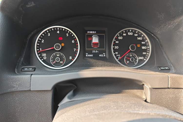 Used Volkswagen Tiguan 2015 1.8TSI Automatic Two-Wheel Drive Luxury Model Instrument Cluster