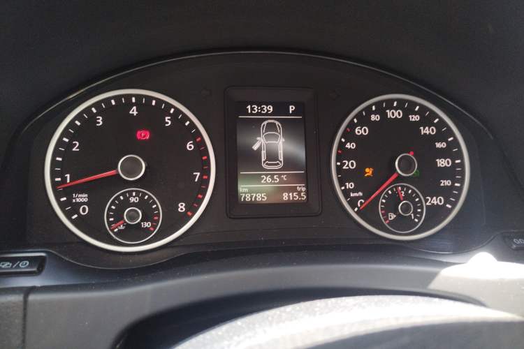 Used Volkswagen Tiguan 2015 1.8TSI Automatic Two-Wheel Drive Comfort Edition Instrument Cluster