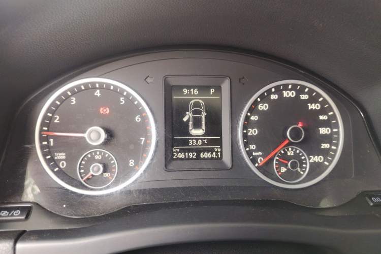 Used Volkswagen Tiguan 2015 1.8TSI Automatic Two-Wheel Drive Comfort Edition Instrument Cluster