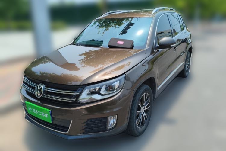 Used Volkswagen Tiguan 2015 1.8TSI Automatic Two-Wheel Drive Luxury Model Guazi used car, China used car export, Used car for sale, Used  cars, Cheapest cars for sale