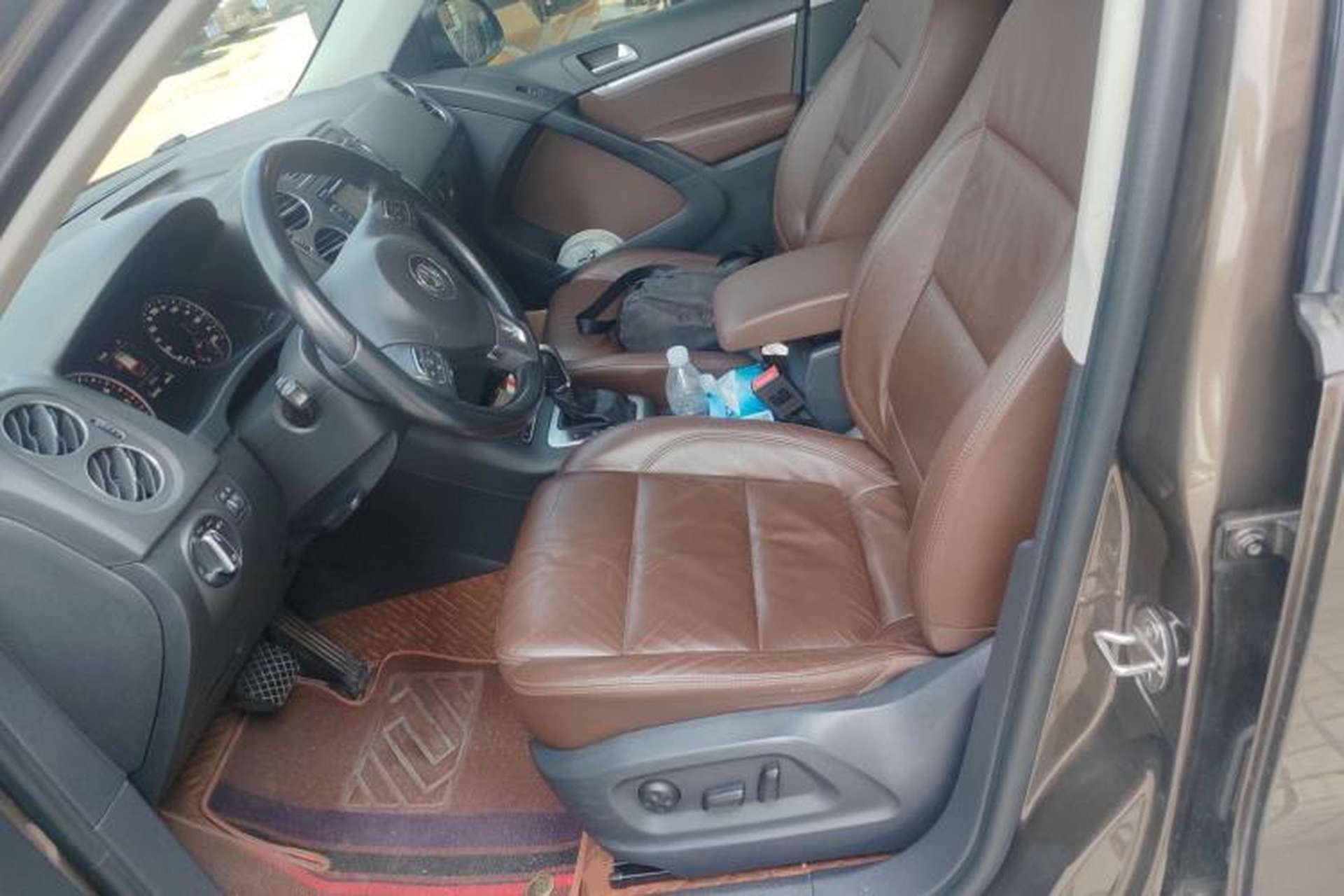 Used Volkswagen Tiguan 2015 2.0 TSI Comfort Edition Left Front Seat