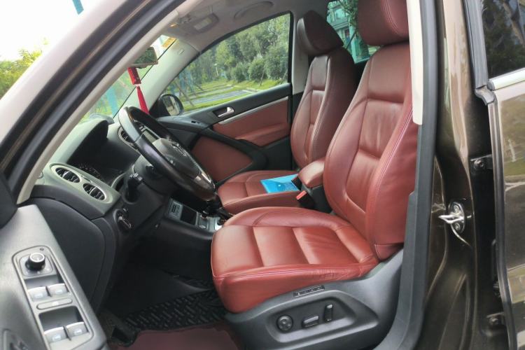 Used Volkswagen Tiguan 2015 2.0 TSI Automatic All-Wheel Drive Flagship Edition Left Front Seat