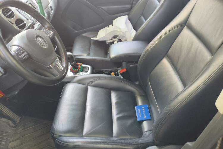 Used Volkswagen Tiguan 2015 1.8TSI Automatic Two-Wheel Drive Comfort Edition Left Front Seat