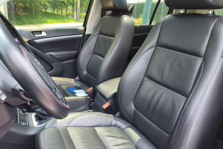 Used Volkswagen Tiguan 2015 1.8TSI Automatic Two-Wheel Drive Luxury Model Left Front Seat