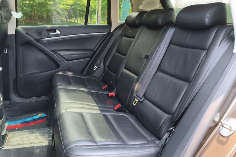 Used Volkswagen Tiguan 2015 1.8TSI Automatic Two-Wheel Drive Luxury Model Left Rear Seat