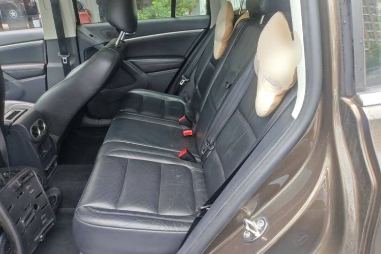 Used Volkswagen Tiguan 2015 1.8TSI Automatic All-Wheel-Drive Luxury Model Left Rear Seat