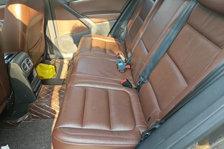 Used Volkswagen Tiguan 2015 1.8TSI Automatic Two-Wheel Drive Luxury Model Left Rear Seat