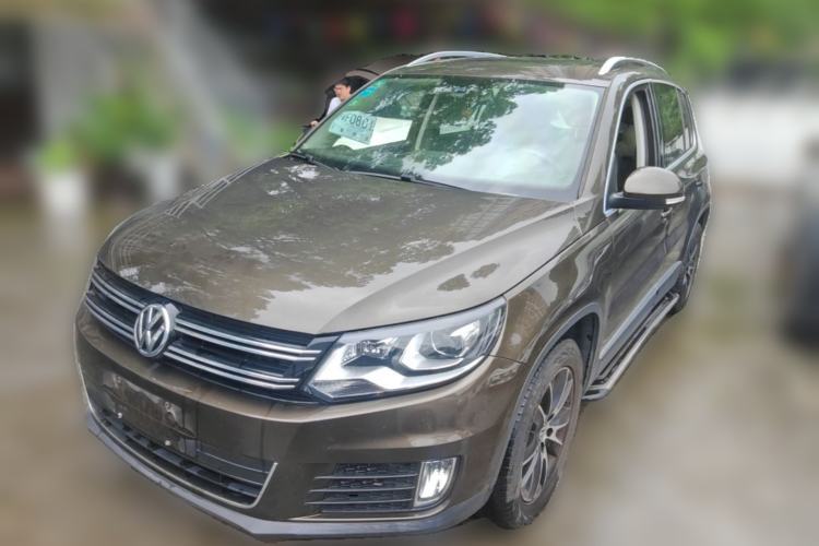 Used Volkswagen Tiguan 2015 1.8TSI Automatic All-Wheel-Drive Luxury Model Guazi used car, China used car export, Used car for sale, Used  cars, Cheapest cars for sale