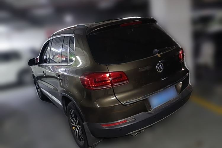 Used Volkswagen Tiguan 2015 1.8TSI Automatic Two-Wheel Drive Luxury Model Rear Left 45 Deg
