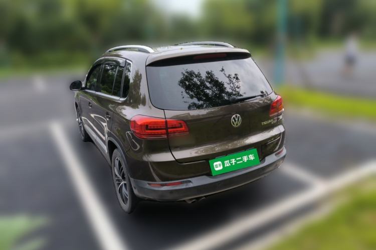 Used Volkswagen Tiguan 2015 2.0 TSI Automatic All-Wheel Drive Flagship Edition Rear Left 45 Deg