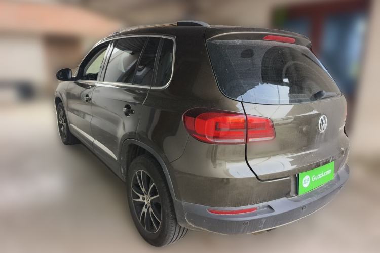 Used Volkswagen Tiguan 2015 1.8TSI Automatic Two-Wheel Drive Luxury Model Rear Left 45 Deg