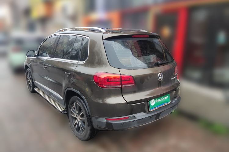 Used Volkswagen Tiguan 2015 1.8TSI Automatic Two-Wheel Drive Luxury Model Rear Left 45 Deg