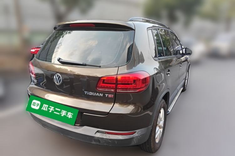 Used Volkswagen Tiguan 2015 1.8TSI Automatic Two-Wheel Drive Trend Edition Rear Right 45 Deg