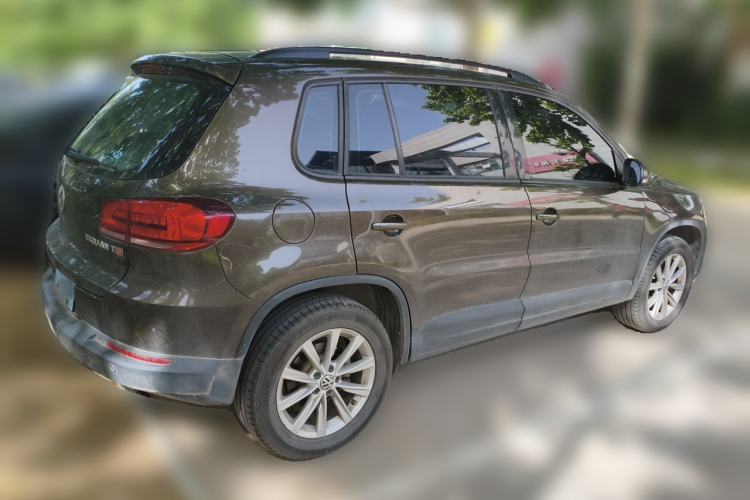 Used Volkswagen Tiguan 2015 1.8TSI Automatic Two-Wheel Drive Comfort Edition Rear Right 45 Deg