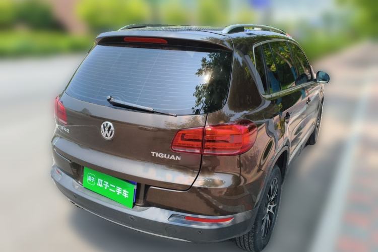 Used Volkswagen Tiguan 2015 1.8TSI Automatic Two-Wheel Drive Luxury Model Rear Right 45 Deg
