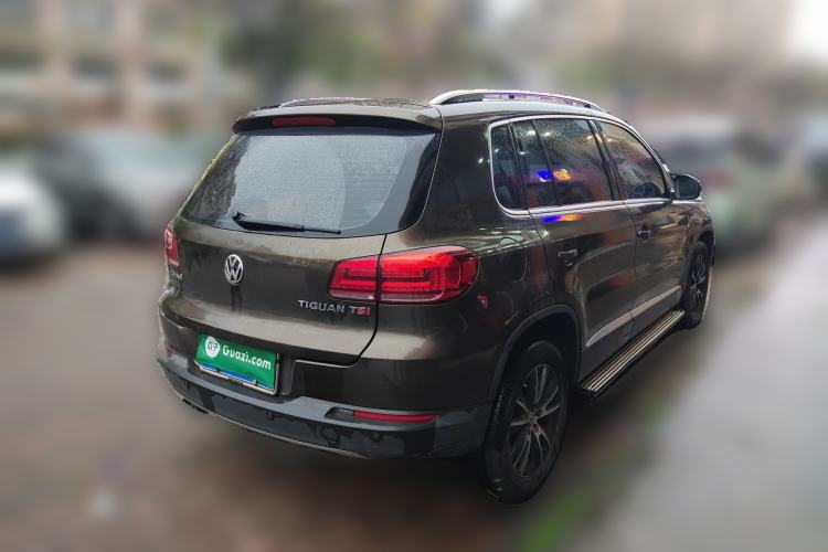Used Volkswagen Tiguan 2015 1.8TSI Automatic Two-Wheel Drive Luxury Model Rear Right 45 Deg