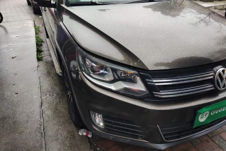 Used Volkswagen Tiguan 2015 1.8TSI Automatic Two-Wheel Drive Luxury Model Right Front Headlight