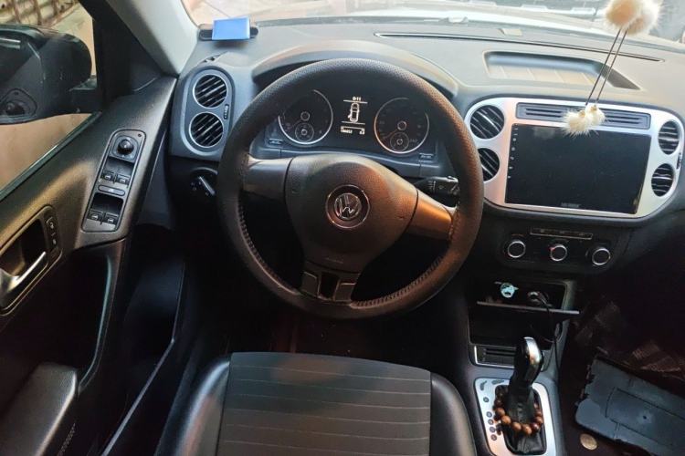 Used Volkswagen Tiguan 2015 1.8TSI Automatic Two-Wheel Drive Trend Edition Steering Wheel