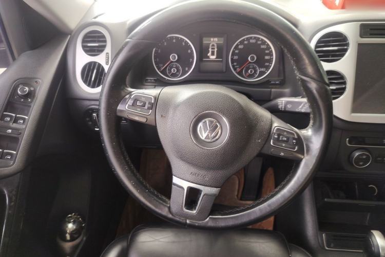 Used Volkswagen Tiguan 2015 1.8TSI Automatic Two-Wheel Drive Comfort Edition Steering Wheel