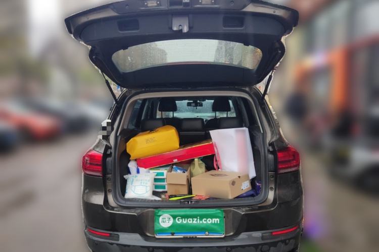 Used Volkswagen Tiguan 2015 1.8TSI Automatic Two-Wheel Drive Luxury Model Trunk