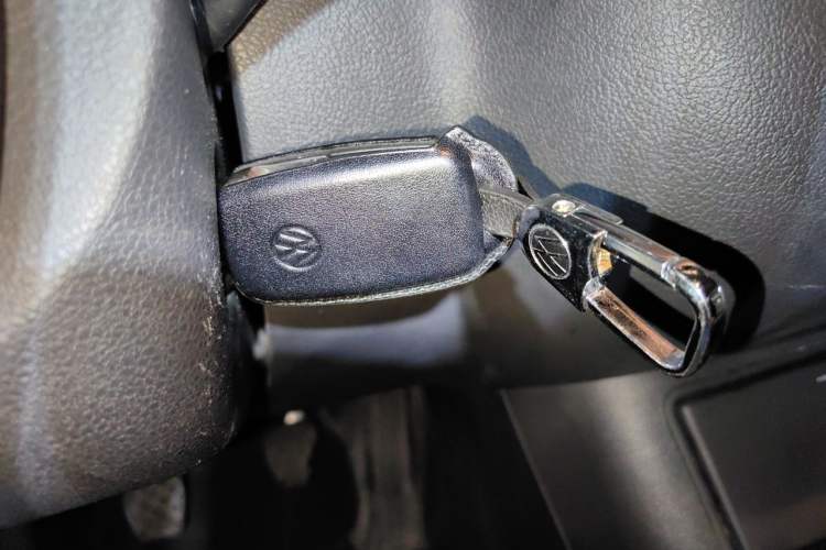 Used Volkswagen Tiguan 2015 1.8TSI Manual Two-Wheel-Drive Limited Edition Vehicle Key
