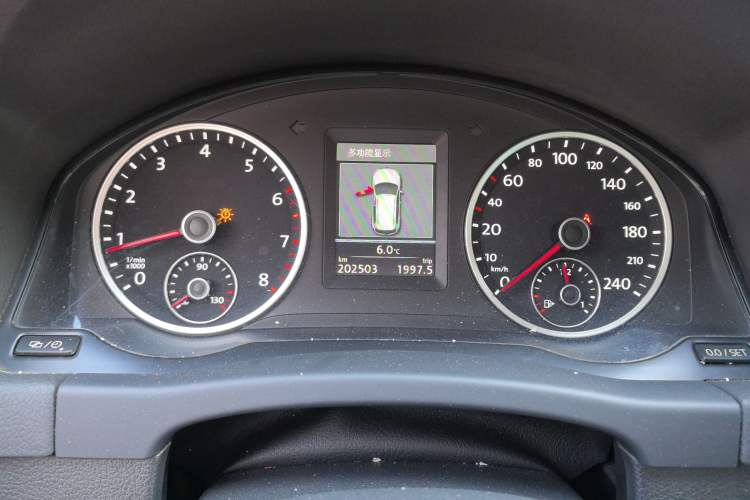 Used Volkswagen Tiguan 2015 2.0 TSI Comfort Edition Instrument Cluster