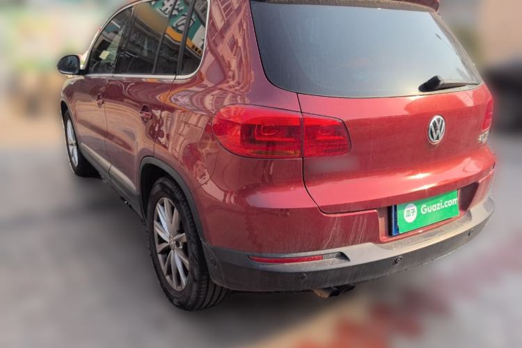 Used Volkswagen Tiguan 2015 2.0 TSI Comfort Edition Rear Left 45 Deg