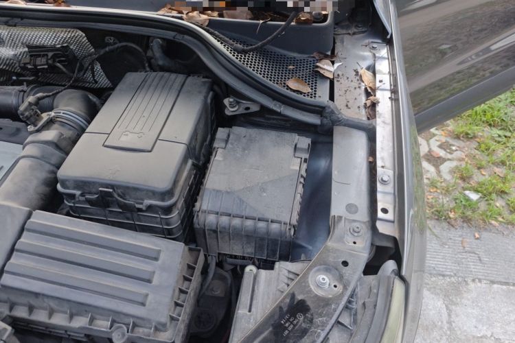 Used Volkswagen Tiguan 2015 1.8TSI Automatic Two-Wheel Drive Comfort Edition Engine Bay Left