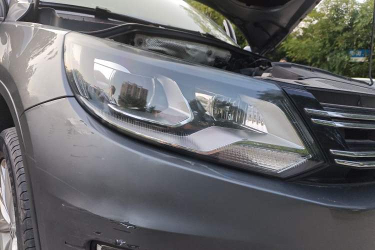 Used Volkswagen Tiguan 2015 1.8TSI Automatic Two-Wheel Drive Comfort Edition Right Front Headlight
