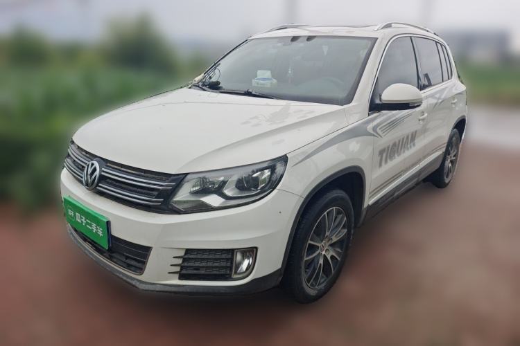 Used Volkswagen Tiguan 2015 1.8TSI Automatic Two-Wheel Drive Luxury Model Guazi used car, China used car export, Used car for sale, Used cars, Cheapest cars for sale