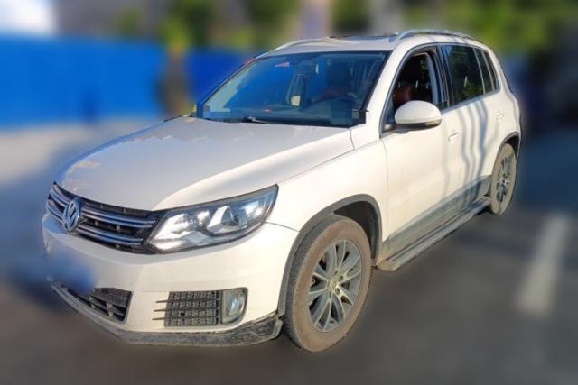 Volkswagen Tiguan 2015 1.8TSI Automatic All-Wheel-Drive Luxury Model d’occasion