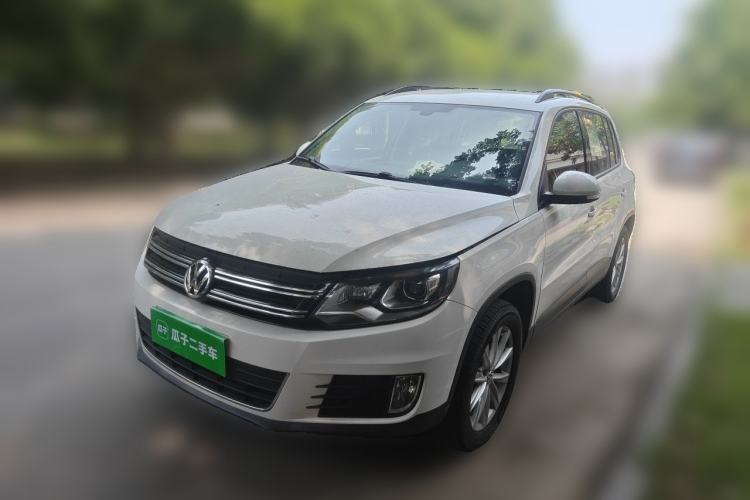 Used Volkswagen Tiguan 2015 1.8TSI Automatic Two-Wheel Drive Comfort Edition Guazi used car, China used car export, Used car for sale, Used  cars, Cheapest cars for sale