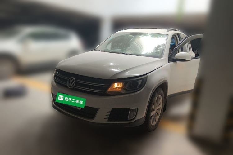 Used Volkswagen Tiguan 2015 1.8TSI Automatic Two-Wheel Drive Comfort Edition Guazi used car, China used car export, Used car for sale, Used  cars, Cheapest cars for sale