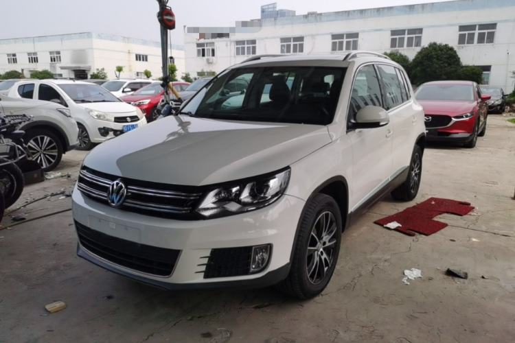 Used Volkswagen Tiguan 2015 1.8TSI Automatic Two-Wheel Drive Luxury Model Guazi used car, China used car export, Used car for sale, Used  cars, Cheapest cars for sale