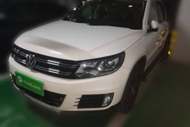 Used Volkswagen Tiguan 2015 1.8TSI Automatic All-Wheel-Drive Luxury Model