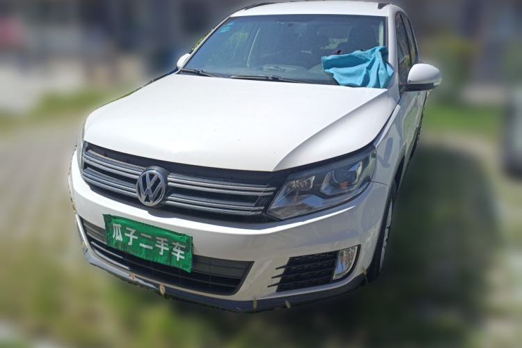 Used Volkswagen Tiguan 2015 1.8TSI Automatic Two-Wheel Drive Trend Edition Guazi used car, China used car export, Used car for sale, Used cars, Cheapest cars for sale