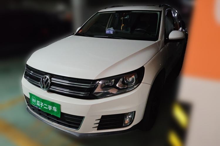 Used Volkswagen Tiguan 2015 1.8TSI Automatic Two-Wheel Drive Luxury Model Guazi used car, China used car export, Used car for sale, Used  cars, Cheapest cars for sale