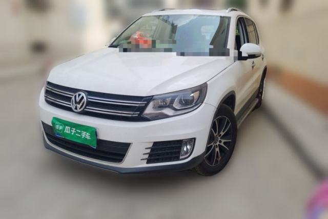 Ojetý Volkswagen Tiguan 2015 1.8TSI Automatic Two-Wheel Drive Luxury Model