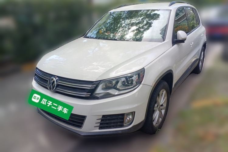 Used Volkswagen Tiguan 2015 1.8TSI Automatic Two-Wheel Drive Comfort Edition Guazi used car, China used car export, Used car for sale, Used  cars, Cheapest cars for sale
